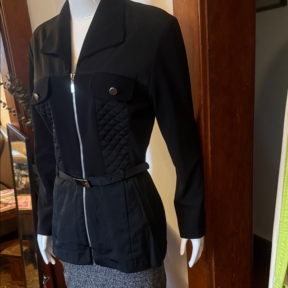 Mascara Size 10, Elegant Black Women's Jacket zip up and removable belt like new